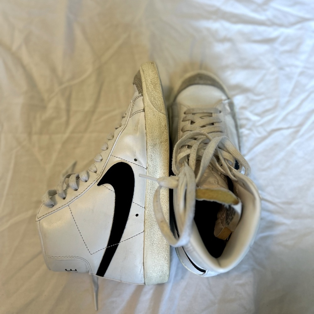 Nike blazer mid ‘77